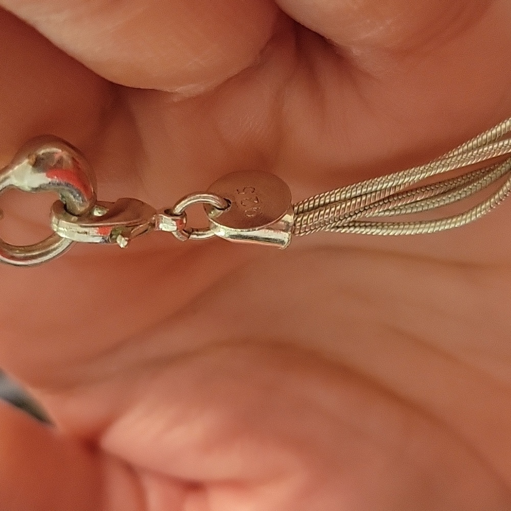 4 Bracelets - image 4